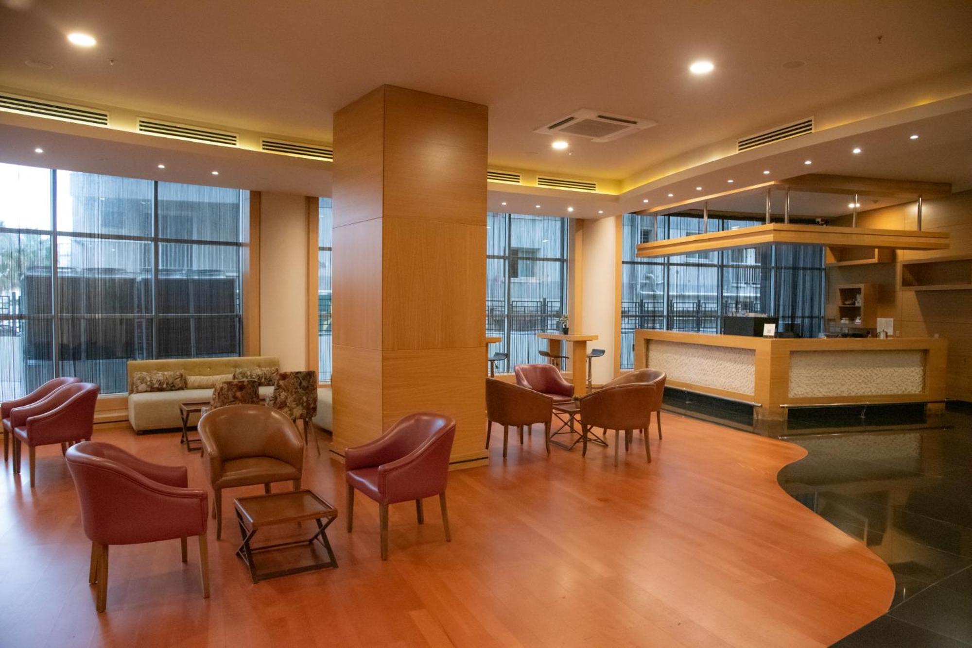 Grand Pasha Lefkosa Hotel & Casino מראה חיצוני תמונה